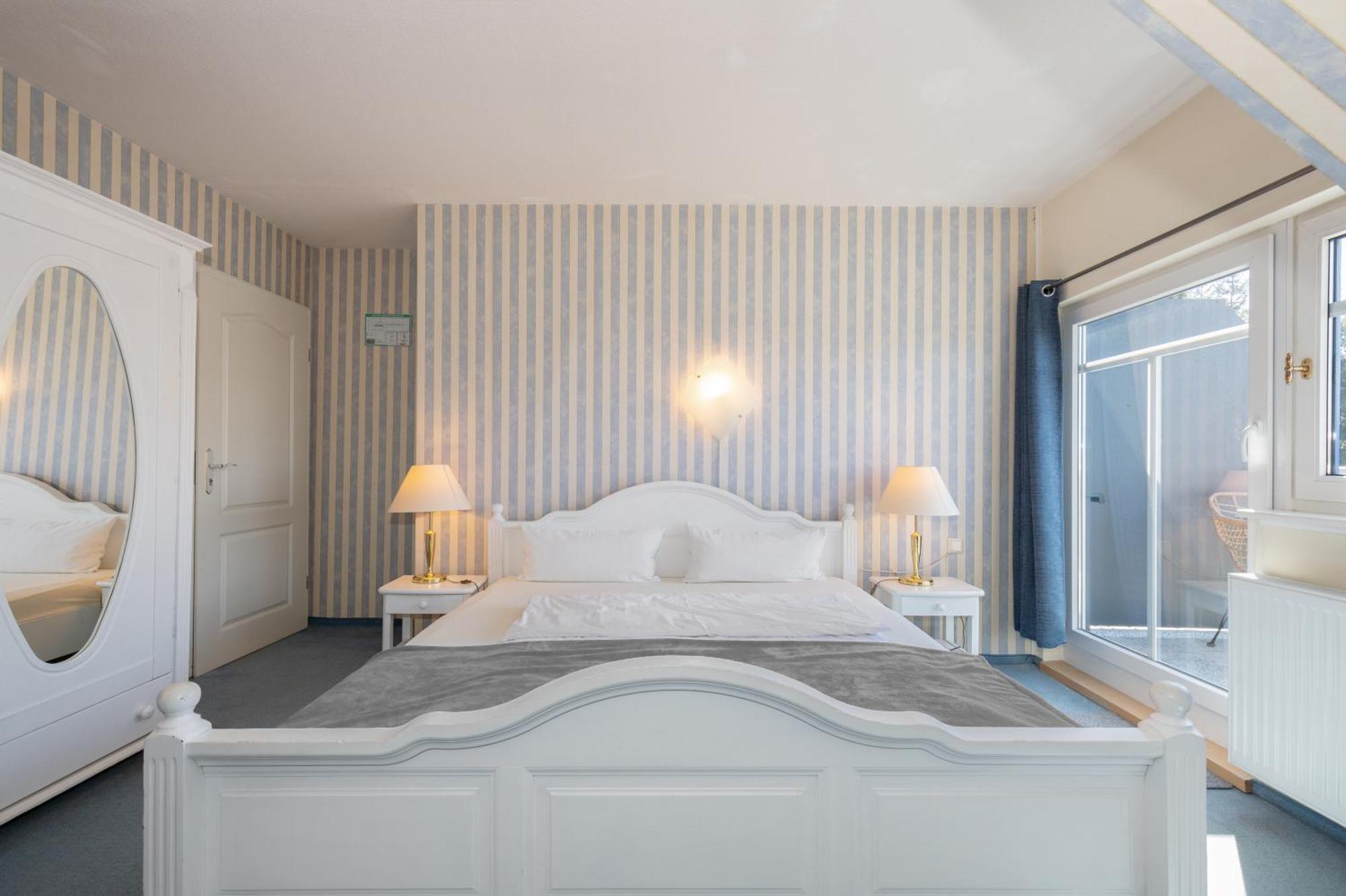 Hotel Klaus Stoertebeker Ralswiek Luaran gambar